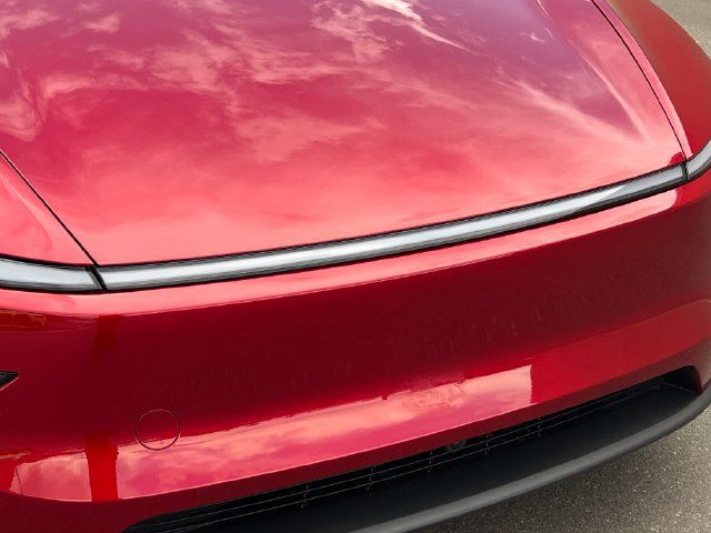 Used 2026 Tesla Model Y Long Range AWD/4WD image 15