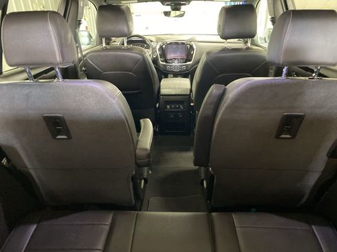 Used 2023 Chevrolet Traverse LT w/ LT Premium Package image 14
