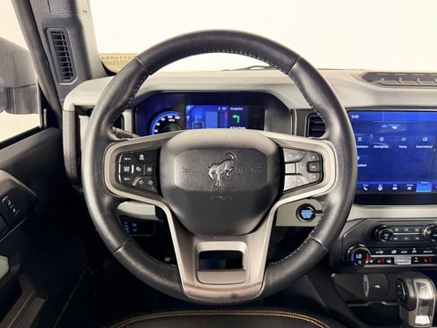Used 2023 Ford Bronco Badlands AWD/4WD image 15