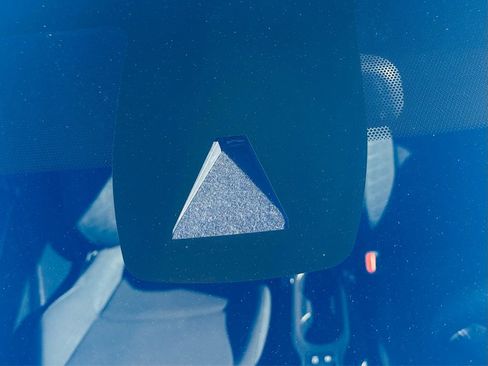 Used 2021 Toyota Corolla SE image 35