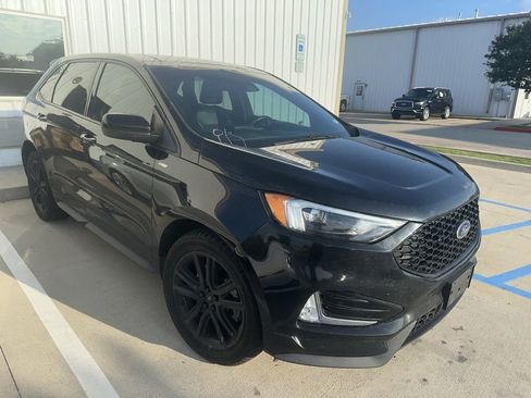 Used 2022 Ford Edge ST-Line w/ Class II Trailer Tow Package AWD/4WD image 5
