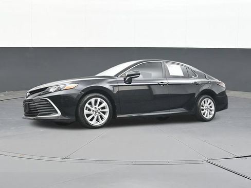 Used 2023 Toyota Camry LE w/ Convenience Package FWD image 56