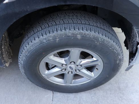 Used 2024 Ford F150 XLT w/ Mobile Office Package image 3