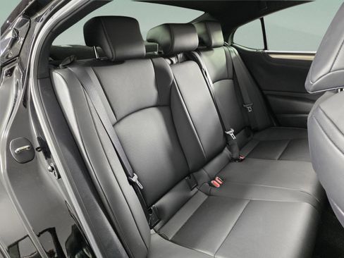 Used 2024 Lexus ES 350 F Sport image 18