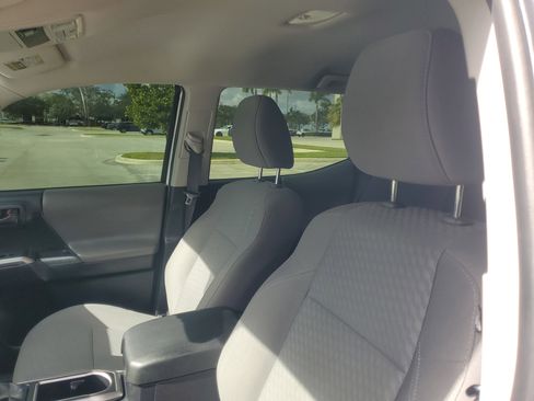 Used 2021 Toyota Tacoma SR5 image 16