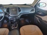 Used 2017 Jeep Cherokee Latitude w/ Comfort/Convenience Group image 3