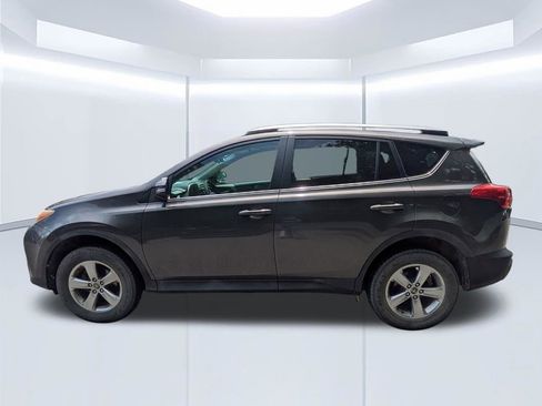 Used 2015 Toyota RAV4 XLE FWD image 7