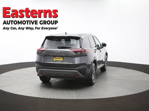 Used 2023 Nissan Rogue S AWD/4WD image 41