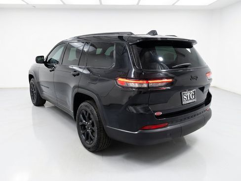 Used 2024 Jeep Grand Cherokee L Laredo AWD/4WD image 6