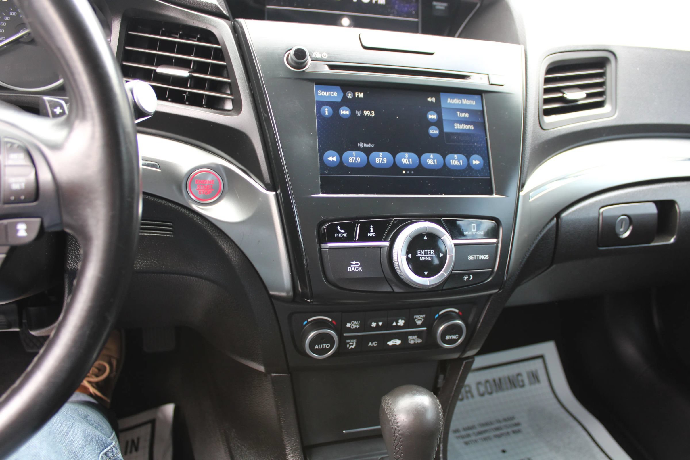 Used 2019 Acura ILX FWD image 12