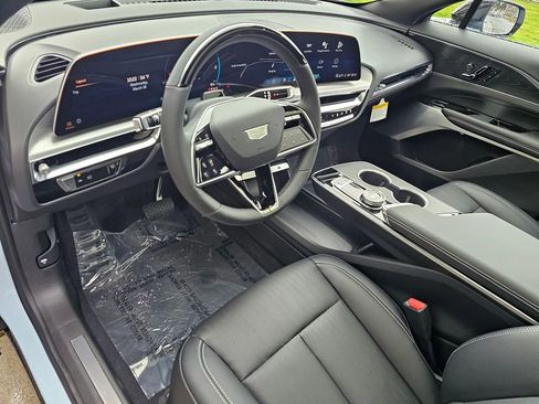 New 2026 Cadillac Lyriq Premium Sport image 19