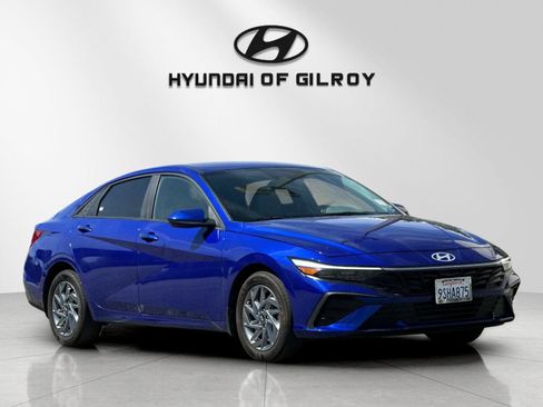 Certified 2024 Hyundai Elantra SEL FWD image 7