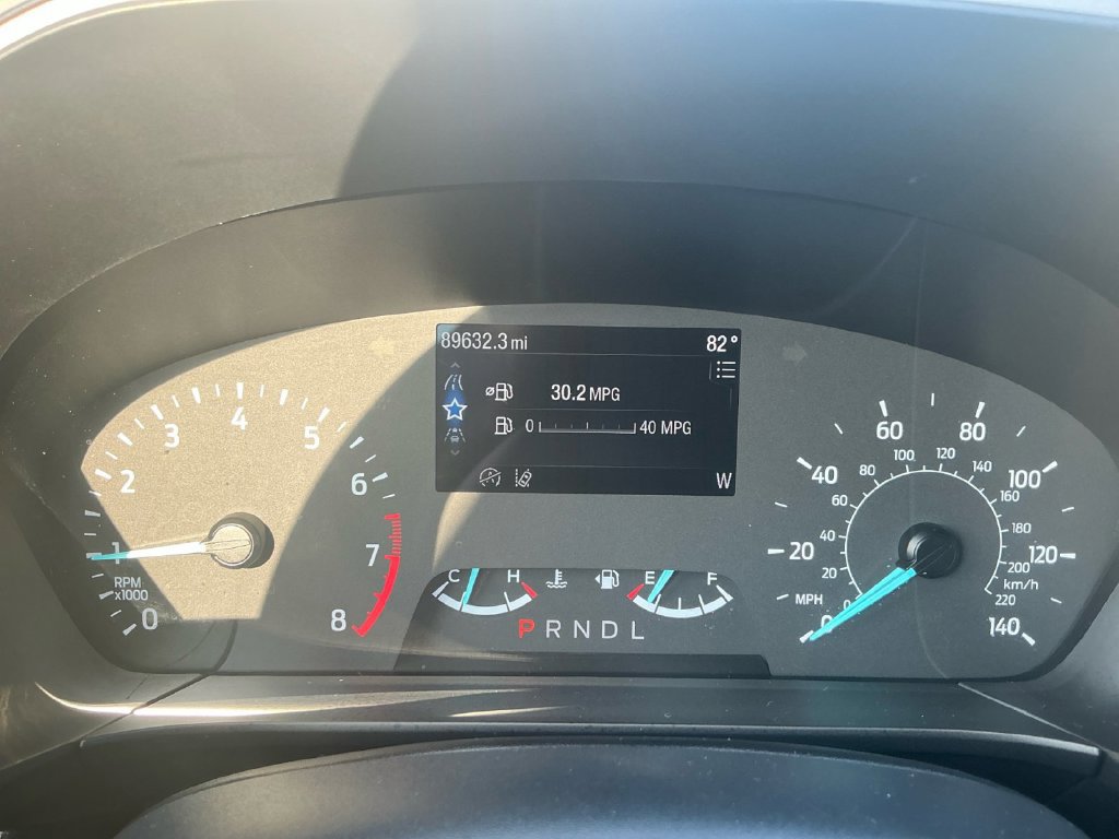 Used 2022 Ford Escape SE FWD image 19