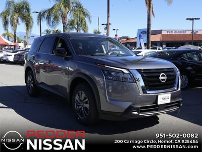 New 2025 Nissan Pathfinder S