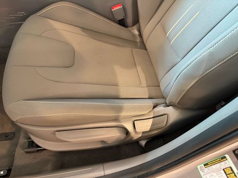 Used 2026 Hyundai Elantra Sport FWD image 22