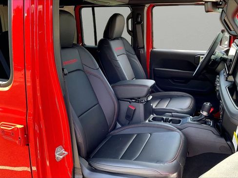New 2026 Jeep Wrangler Unlimited Rubicon AWD/4WD image 19