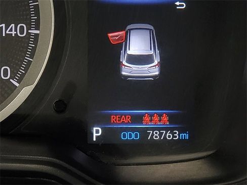Used 2022 Toyota Corolla Cross L image 23