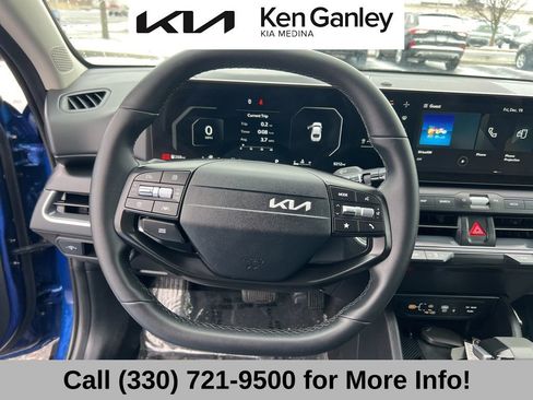 Used 2025 Kia K4 EX image 34
