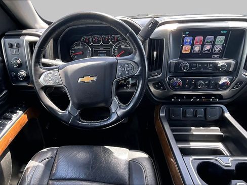 Used 2018 Chevrolet Silverado 1500 LTZ w/ Sport Package AWD/4WD image 6