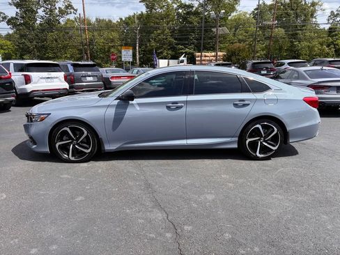 Used 2022 Honda Accord Sport Special Edition image 4