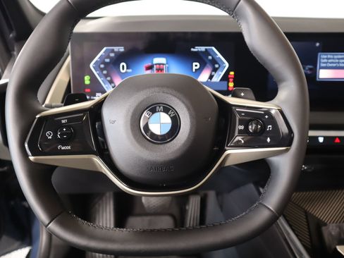 Used 2025 BMW X3 xDrive30i image 3