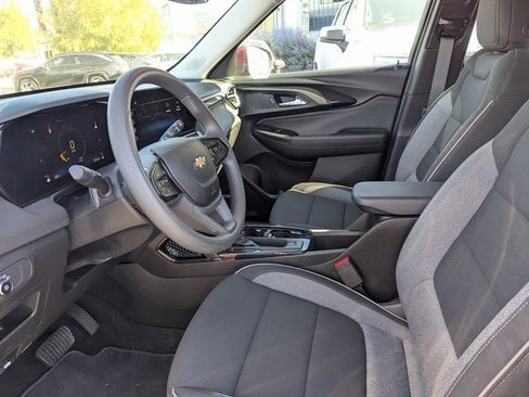 Used 2025 Chevrolet TrailBlazer LT image 24