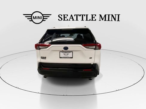 Used 2023 Toyota RAV4 SE w/ Weather & Moonroof Package AWD/4WD image 10