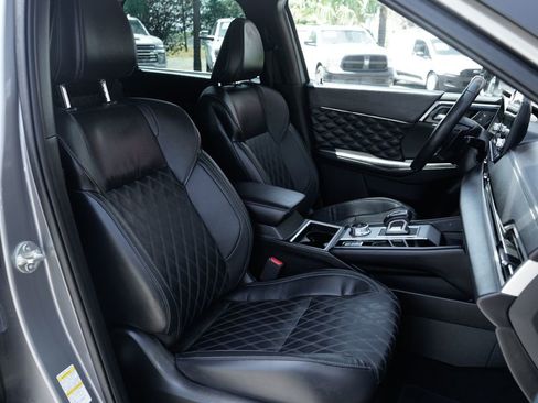 Used 2022 Mitsubishi Outlander SEL FWD image 38