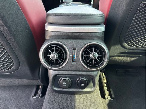 Used 2022 Kia Stinger GT2 image 44