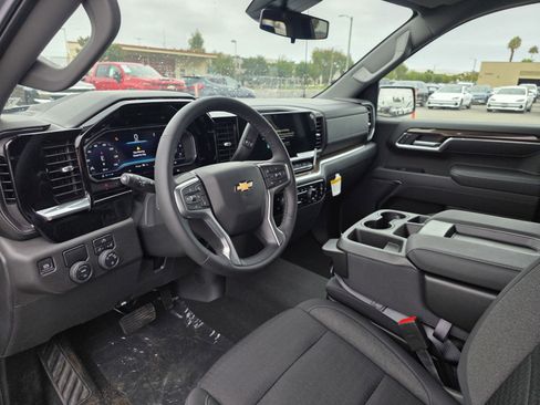 New 2025 Chevrolet Silverado 1500 LT w/ Protection Package image 25