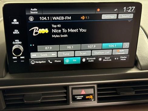 Used 2025 Honda Pilot Elite image 25