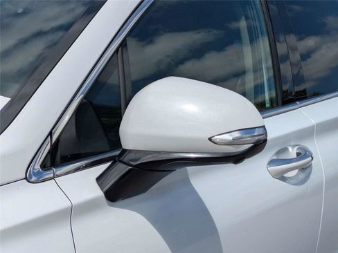 Used 2019 Hyundai Santa Fe FWD image 12