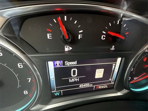 Used 2017 Chevrolet Malibu Premier w/ Premier Sun and Wheel Package image 12