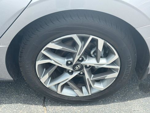 Used 2023 Hyundai Sonata SEL w/ Preferred Accessory Package FWD image 13