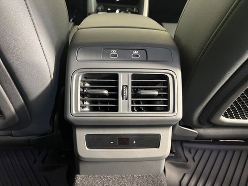 Used 2025 Audi Q5 Premium Plus w/ Premium Plus image 17