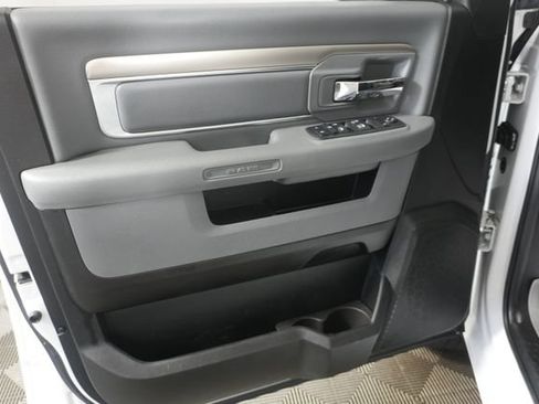 Used 2019 RAM 1500 Warlock AWD/4WD image 30