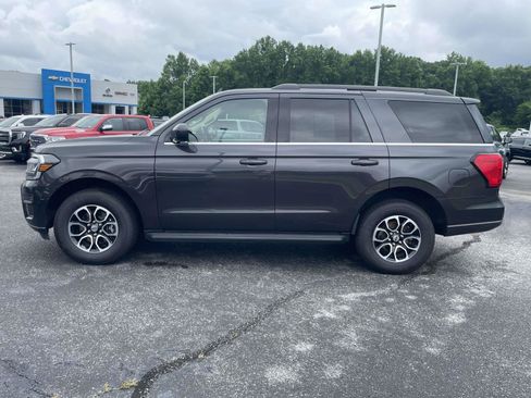 Used 2024 Ford Expedition XLT RWD image 21