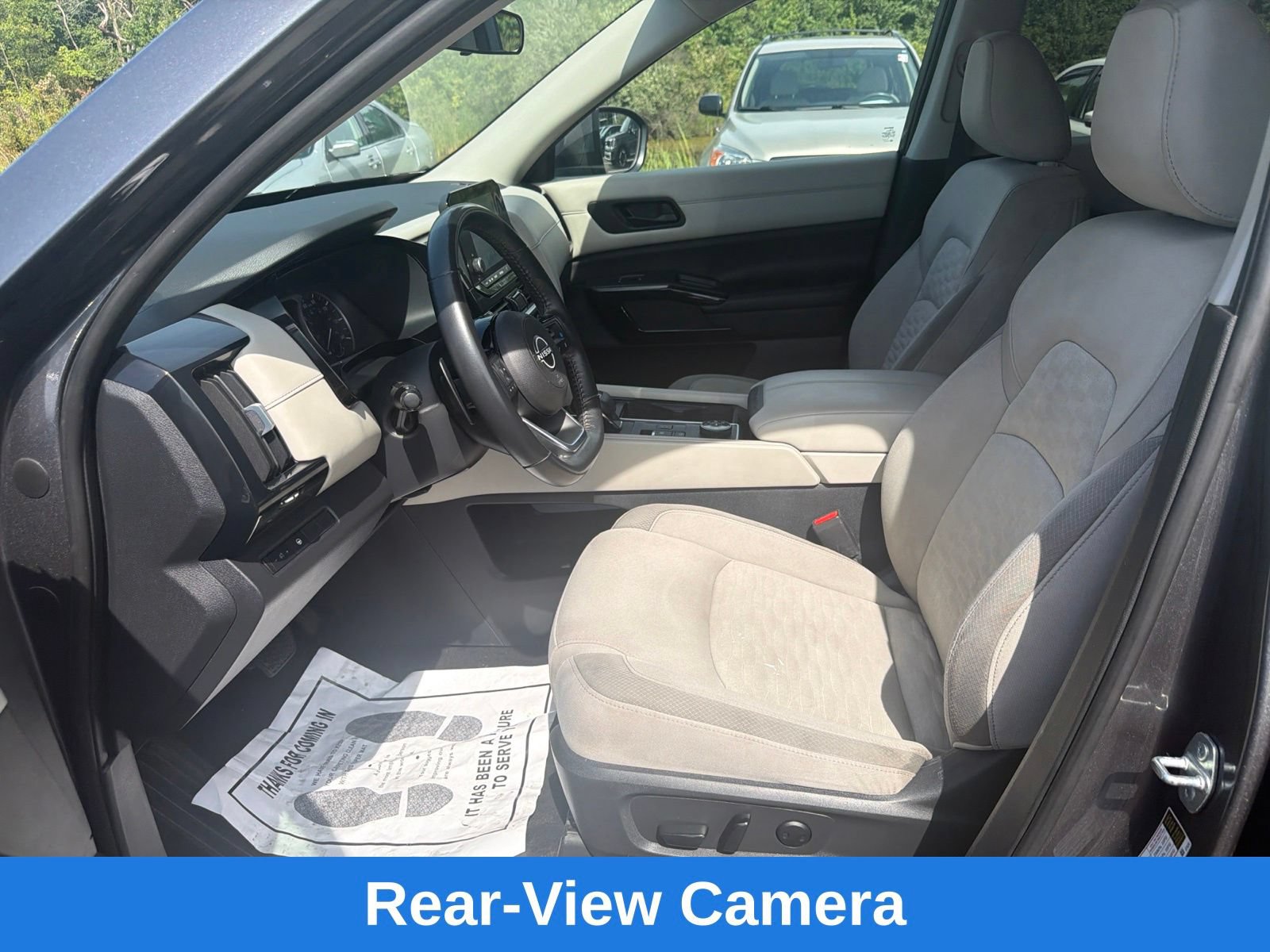 Used 2023 Nissan Pathfinder SV AWD/4WD image 13