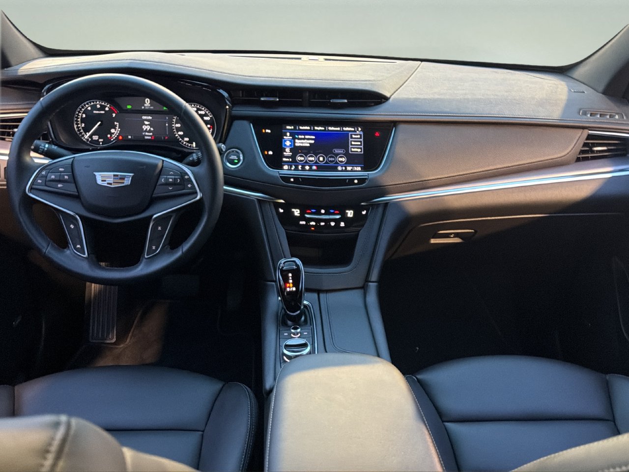 Certified 2025 Cadillac XT5 Luxury FWD image 13