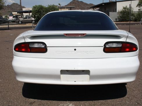 Used 1998 Chevrolet Camaro LT w/ Preferred Equipment Group 2 RWD image 5