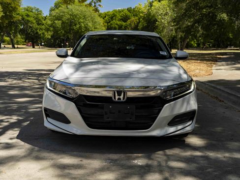 Used 2019 Honda Accord LX image 3