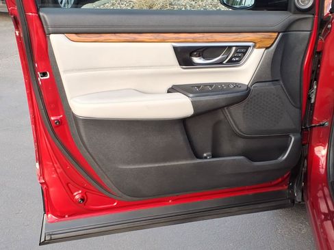 Used 2022 Honda CR-V Touring image 13