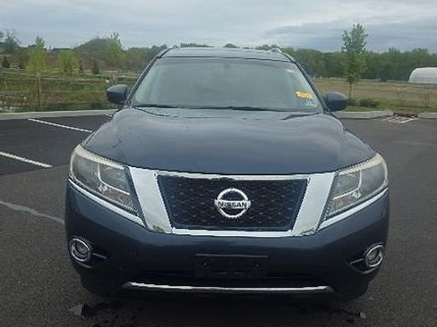 Used 2014 Nissan Pathfinder SL w/ SL Premium Package AWD/4WD image 2