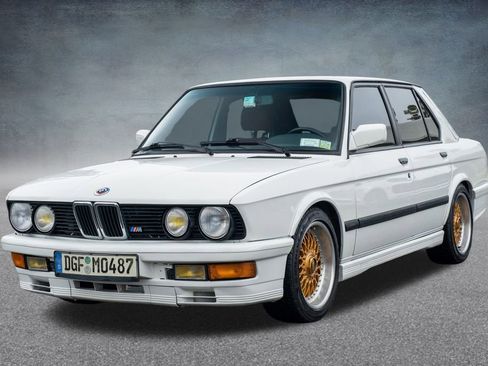 Used 1988 BMW 535i Sedan image 3