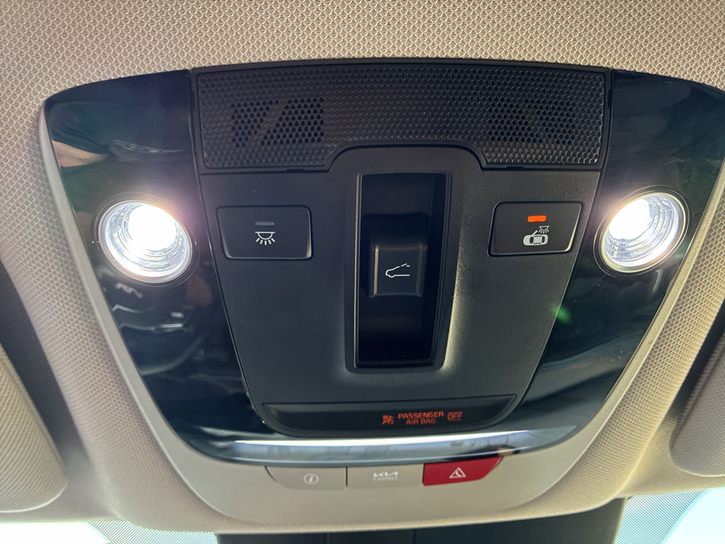 Used 2023 Kia Sorento SX AWD/4WD image 14