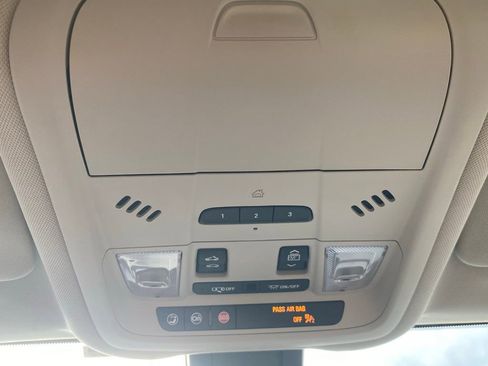 Used 2022 GMC Terrain Denali image 25