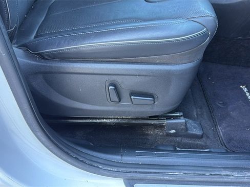 Used 2022 Hyundai Santa Fe Limited image 28