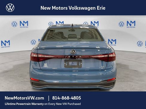 New 2026 Volkswagen Jetta SE FWD image 4
