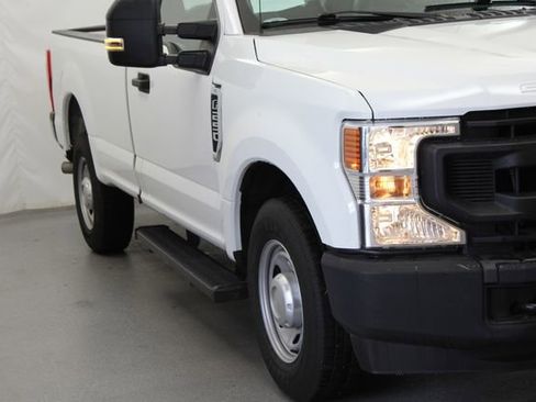 Used 2020 Ford F250 XL w/ Power Equipment Group RWD image 3