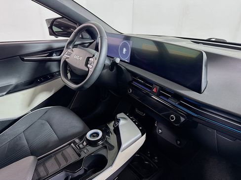 Used 2023 Kia EV6 GT-Line w/ GT-Line Suede Seat Package image 30